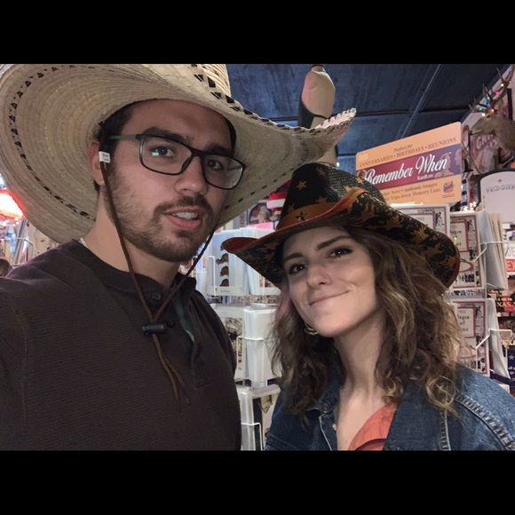 Meet your Posher, Matt - Picture 1 of 1